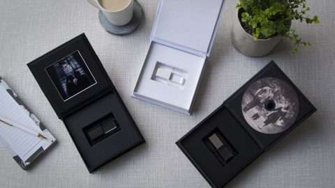 Optional Mat or DVD button within the lid