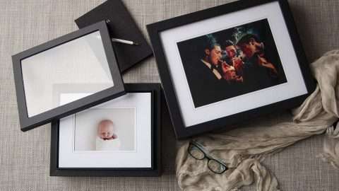 Available in 2 sizes to suit 8x10 or 11x14 Mats