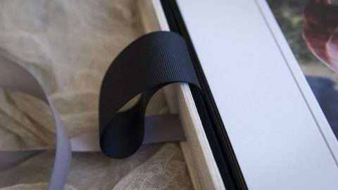 Featuring a black lift-out ribbon