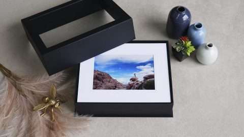 Reveal 8x10 Photo Folio Box to present up to 30 photo mats