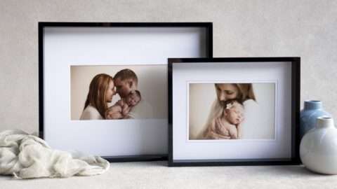 Available in 2 sizes to suit 8x10 and 11x14 Mats