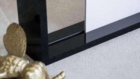 Featuring a built-in slot to securely hold Mats