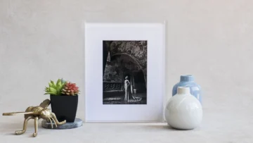 Clear Acrylic Edge Frame to suit 8x10 Mats