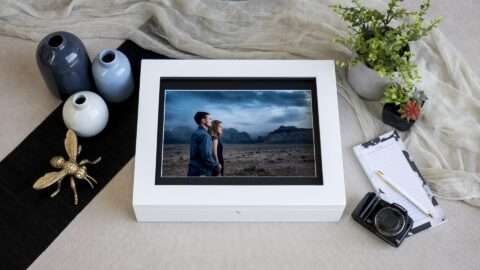Signature-Folio-Box-White-medium.jpg